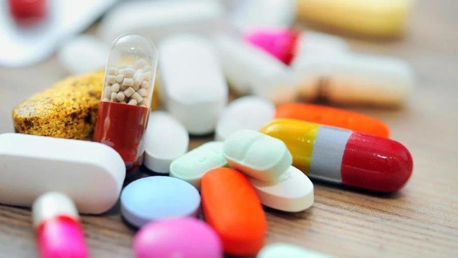 Farmaco salvavita introvabile: «Lo spedirò io da Cagliari»