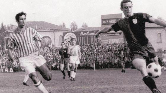 Addio Gigi Riva, bandiera del calcio. Nel 1963 l’ingaggio sfumato con la Spal