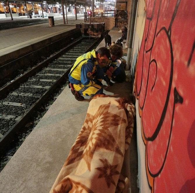 Pisa, le piccole stazioni rifugio di clochard: l’emergenza freddo si allarga<br>
