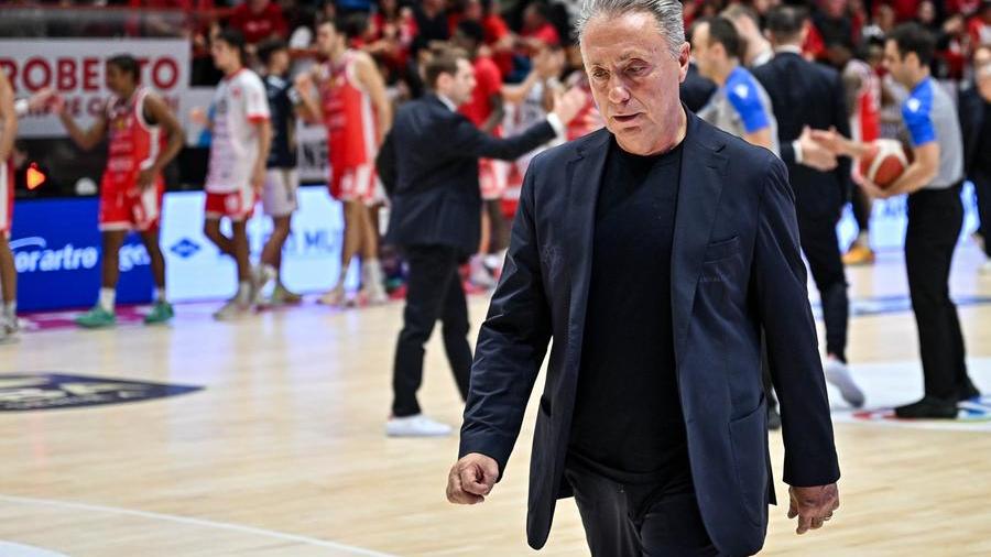 La Dinamo saluta coach Bucchi, arriva Markovic