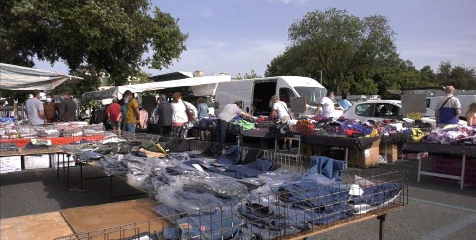Il mercato ambulante in piazza del Mercato nuovo
