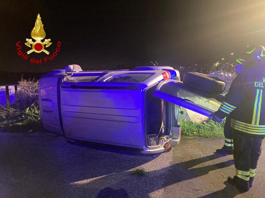 Nuoro, scontro tra due auto in viale Murichessa