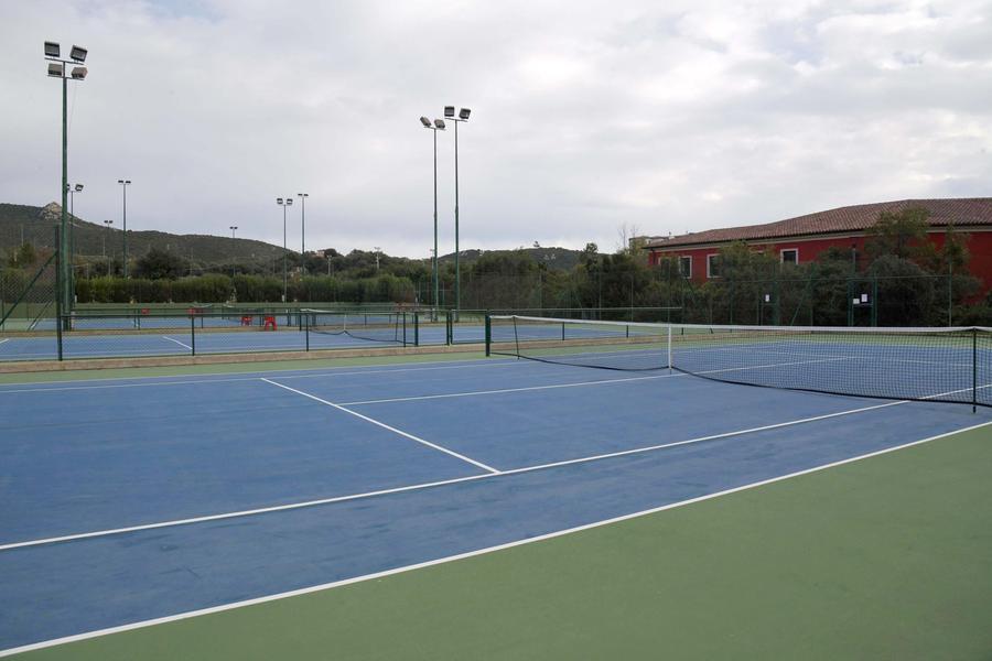 
	I campi da tennis del Geovillage

