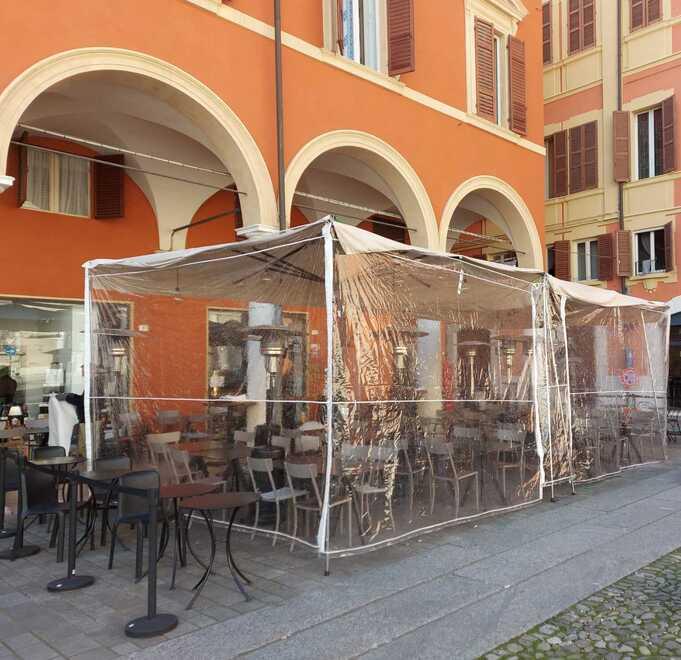 Modena, Rapina con pistola: arrestato<br type="_moz" />
