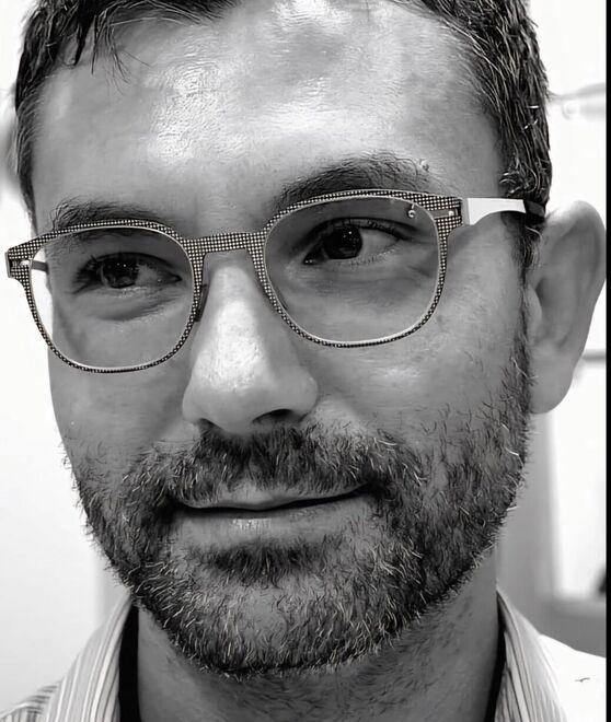 Rubiera, ottico 47enne stroncato da una malattia