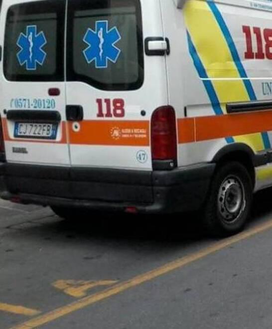 Sul posto sono intervenuti i soccorritori della pubblica assistenza di Luni