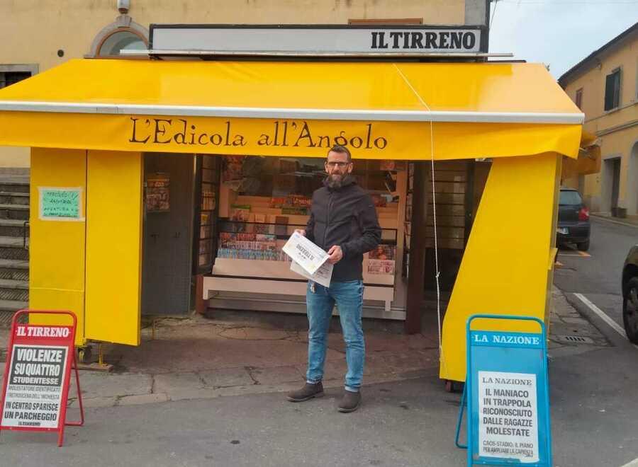 Pisa, aperta una nuova edicola a Riglione. La sfida di Cristiano Lambardi: «Così aiuto il quartiere»<br>
