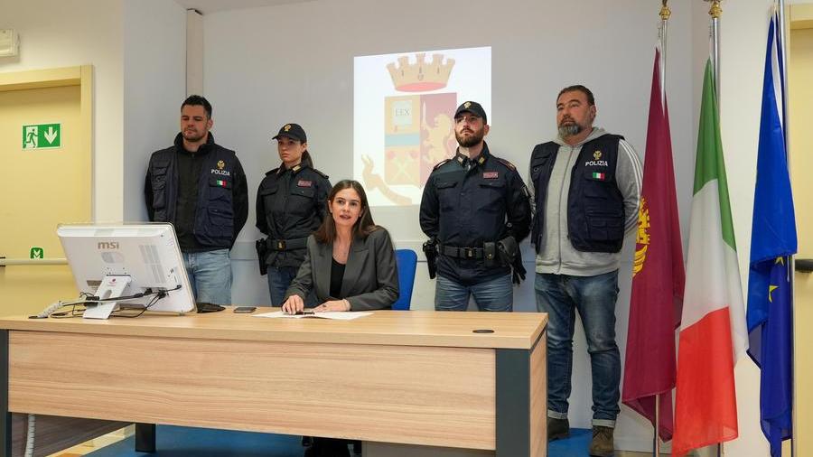 Truffe agli anziani, denunciati due minorenni