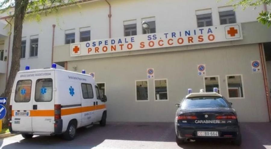 Cagliari, ricoverato per un malore lo trovano morto in un corridoio del sotto piano all’ospedale Santissima Trinità