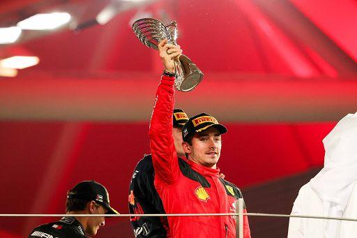 Maranello, Leclerc rinnova con la Ferrari