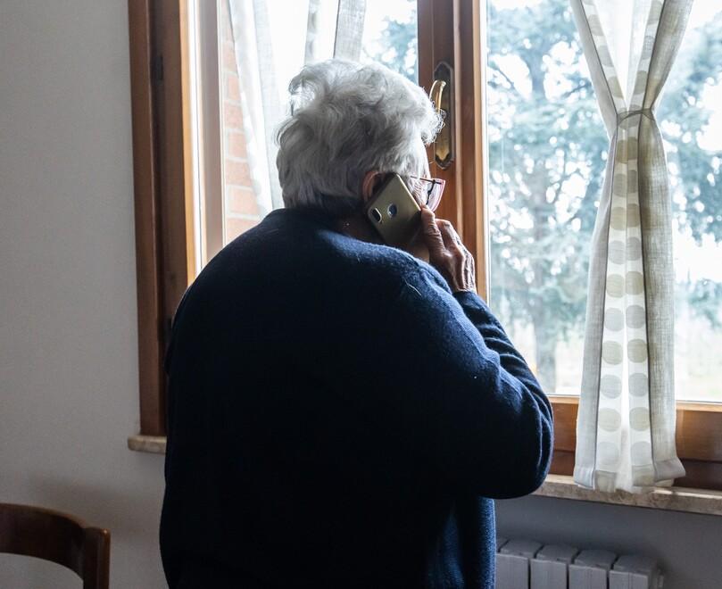 «Suo figlio ha provocato un incidente» Telefonate-truffa per spillare soldi