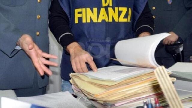 Castelfranco, maxi sequestro della Finanza per oltre un milione di euro. Guarda il video dell’operazione