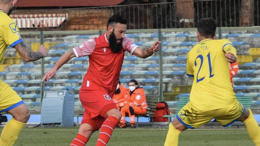 L’attaccante in una partita con la maglia del Grosseto nella stagione 2021-2022