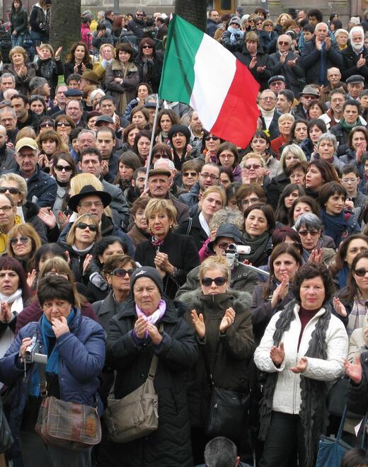 Il linguaggio specchio della società: l’uguaglianza fra donne e uomini è anche nelle parole al femminile 