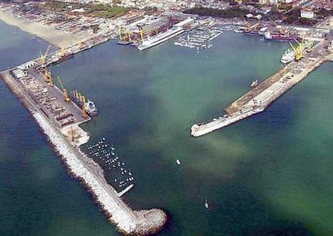 Carrara, allarme per la Port Authority: «Declassati rispetto a Spezia»
