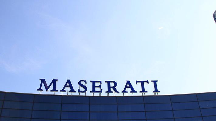 Modena, Grasso rassicura sulla Maserati. «Entro il 2028 solo elettrico»<br type="_moz" />