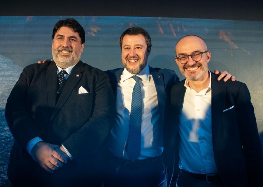 Matteo Salvini fra Christian Solinas e Paolo Truzzu: «È una splendida foto di famiglia»