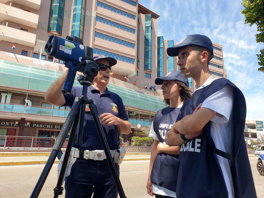 Ecco la mappa degli autovelox in Sardegna, la Polstrada: «Nessuno li tocchi, aiutano a salvare le vite»