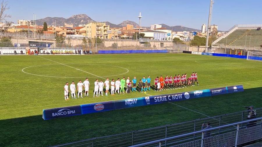 L’Olbia supera l’Arezzo 1-0 e torna a vincere dopo un’eternità