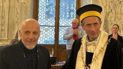 Marco Paolini a Pisa tra teatro, vita e impegno: «Ricostruire il silenzio, ecco il segreto del mio successo»