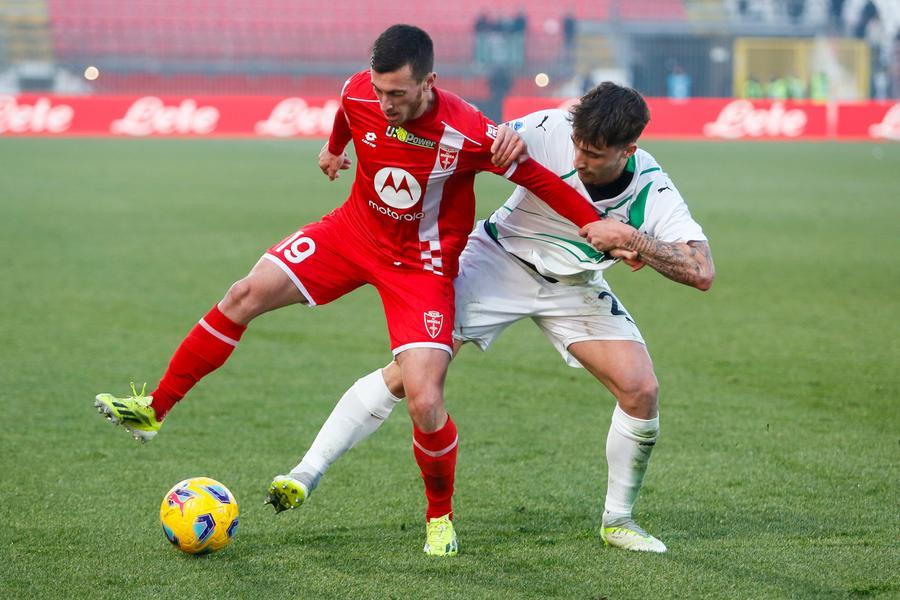 Sassuolo battuto anche a Monza: decide Colpani