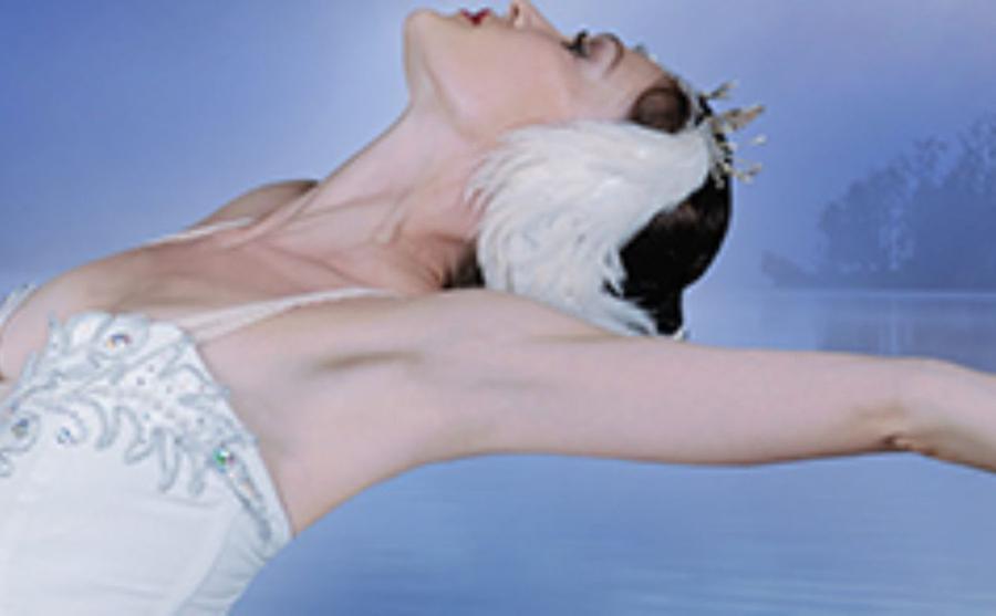 A Livorno arriva il capolavoro della danza classica “Il lago dei cigni”
