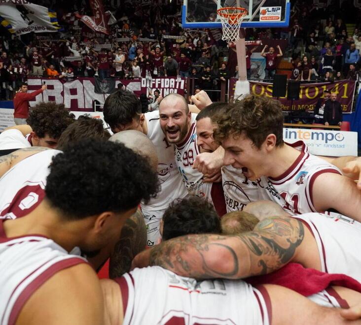 D’acciaio è la difesa Libertas e il fuoco di Piombino si spegne