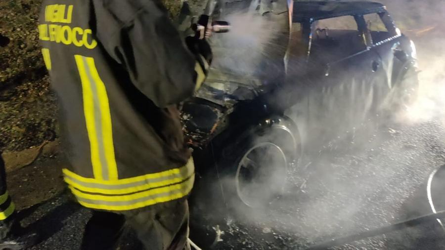
	L'intervento dei vigili del fuoco (Foto vigili del fuoco)

