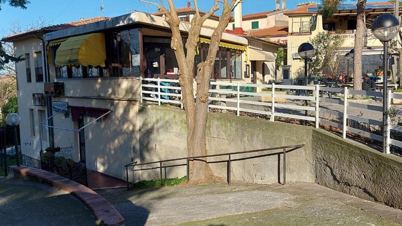 La sede dello storico Ccrp di Pomaia, entro il 28 febbraio servirà un nuovo gestore: il servizio bar e punto ristoro rischiano di sparire