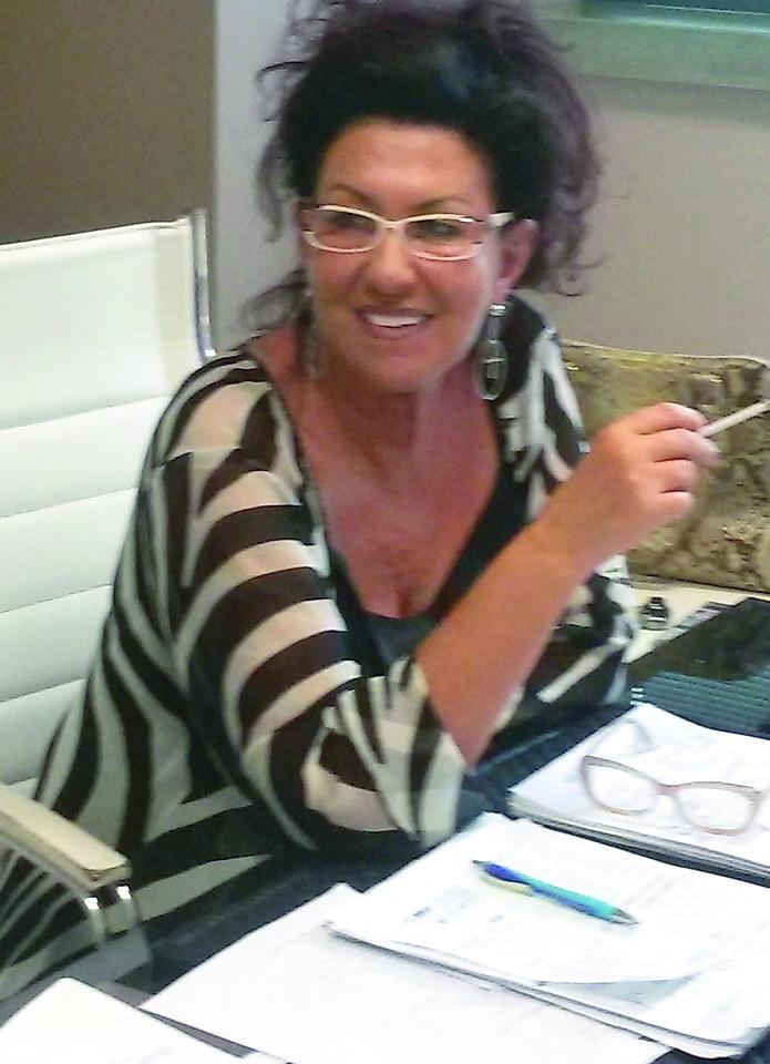 Sassuolo e condomini: «Frastornata, chiarirò tutto»