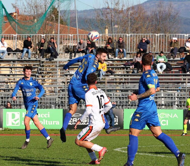 Un momento della partita persa dal Prato ad Agliana