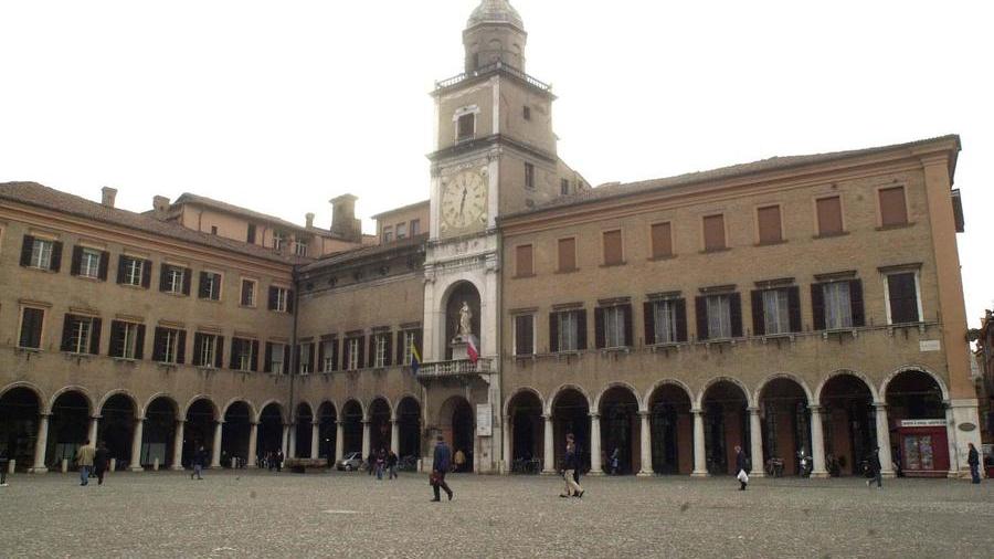 Centrodestra, via al tavolo nazionale per il candidato sindaco di Modena: in corsa Rossini, Negrini e Giacobazzi