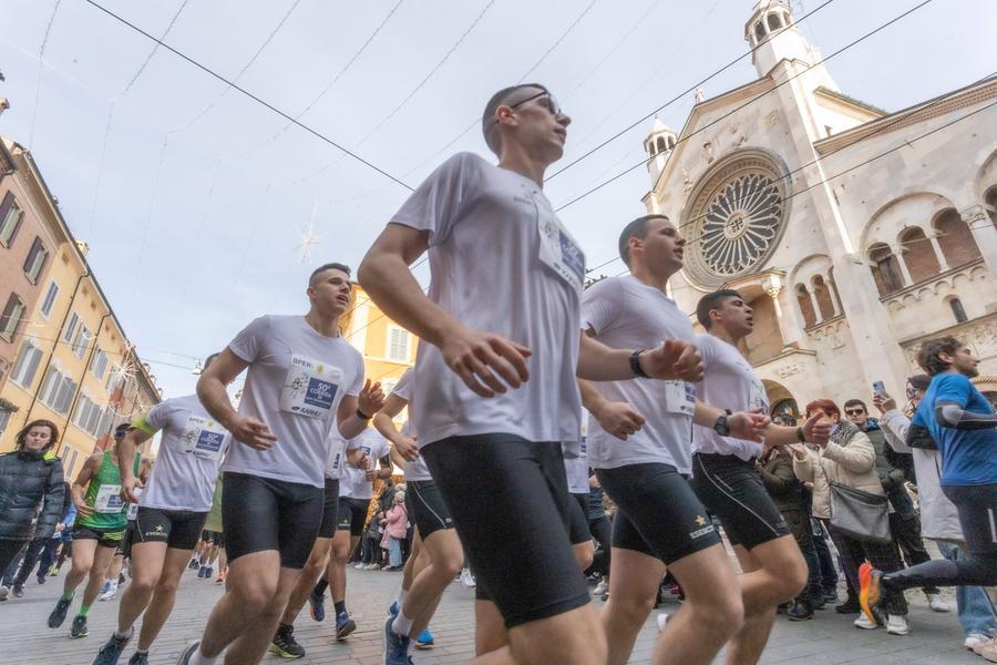Modena, nella Corrida trionfano Ursano e Del Buono