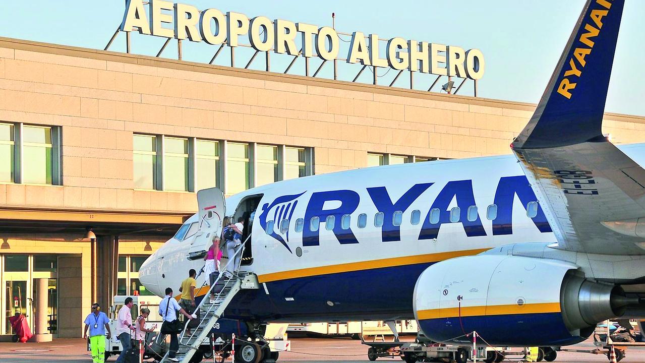 Ryanair punta su Olbia e Alghero: "Grandi potenzialità, ma negli scali si dovrebbe eliminare la tassa municipale"