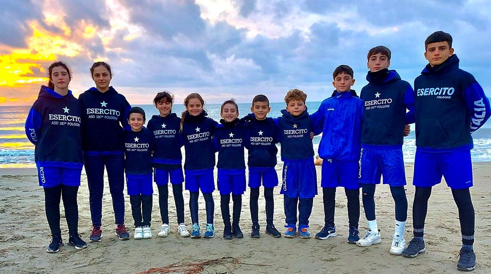 Da sinistra: Alessia Cossù, Anna Ferro, Salvatore Cossù, Valentina Strazzabosco, Bianca Boni, Andrea De Sanctis, Michele Battista, Gabriele Ligas, Leonardo Nannini, Jacopo Citi e Edoardo Liga