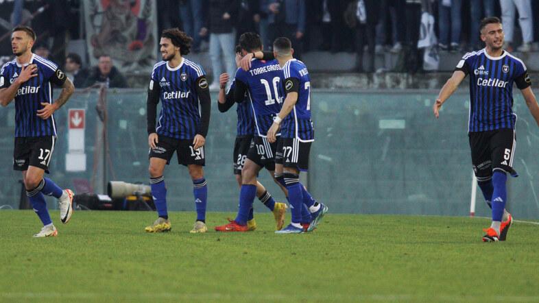 I nerazzurri dopo il gol del pareggio (purtroppo solo momentaneo) firmato sabato scorso da Ernesto Torregrossa su calcio di rigore nel match poi perso con lo Spezia