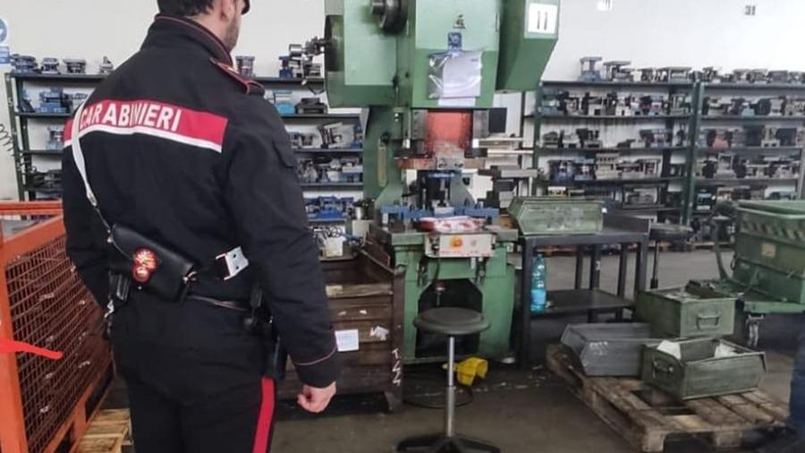 Infortunio sul lavoro: un’operaia si ferisce a una mano