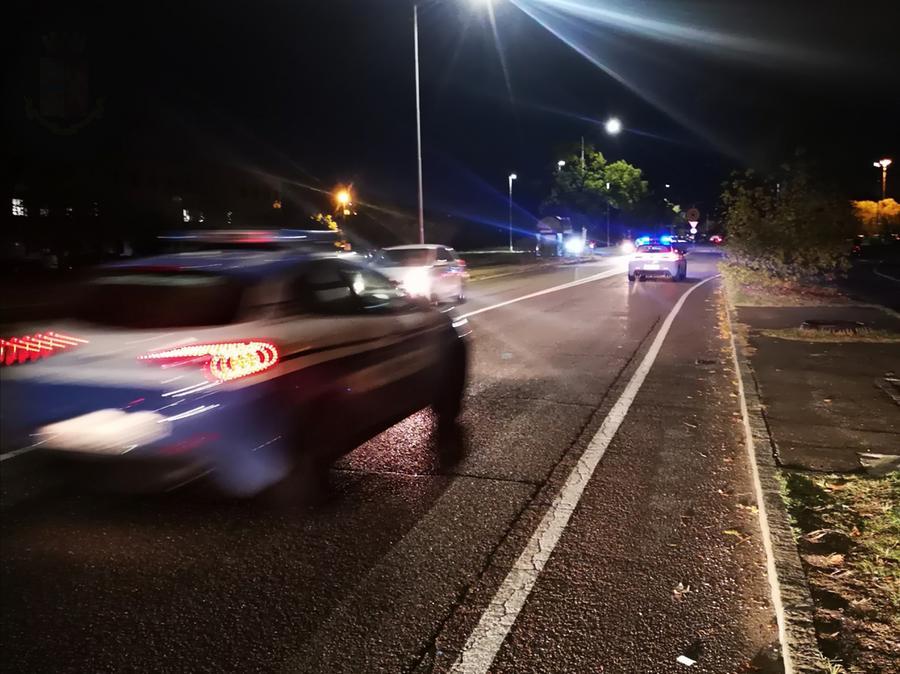 Modena, 27enne arrestato per tentata rapina in un supermercato
