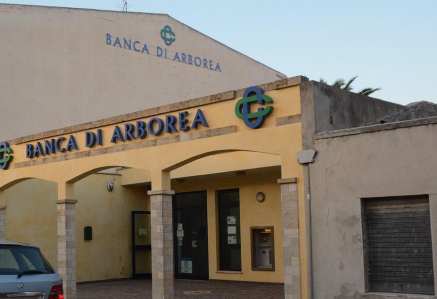 Santa Giusta, rapina alla Banca di Arborea