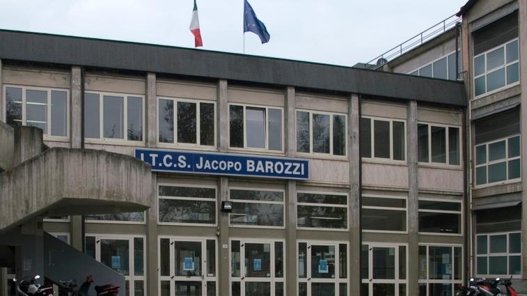 Modena, lo studente del Barozzi verso la sospensione. Ma rischia anche un altro rappresentante<br type="_moz" />
