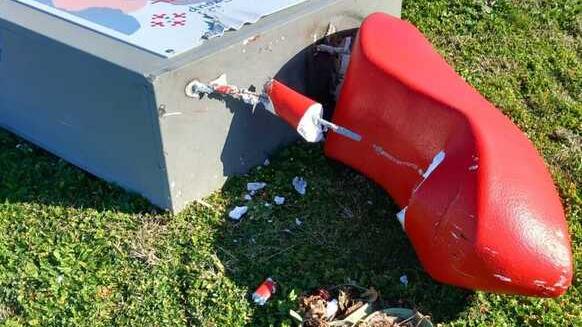 Navacchio, vandalizzata l'opera simbolo contro la violenza sulle donne