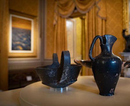 Opere d'arte in esposizione al museo Fattori di Livorno (foto d'archivio)