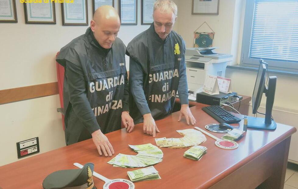 Lucca, scoperta gigantesca frode fiscale con false assunzioni nelle coop