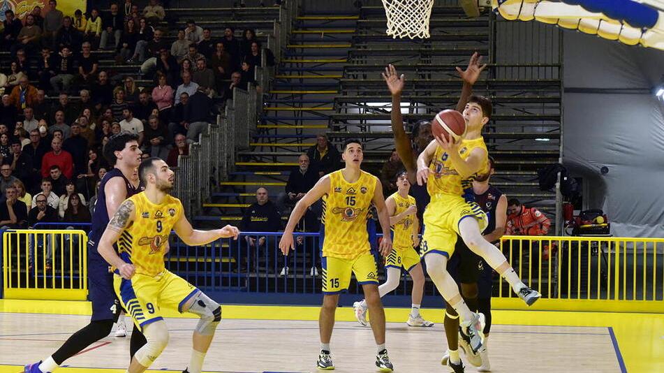 Piccone, oltre al basket c’è di più Da idolo in campo a icona social