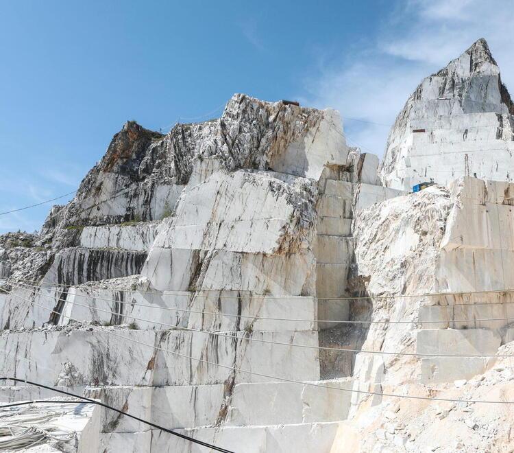 Carrara, cava “fallita”: il curatore insiste sulla ripresa dell’attività<br>
