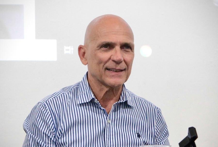 Sanità sarda, Sandro Montisci: «La politica faccia due passi indietro»