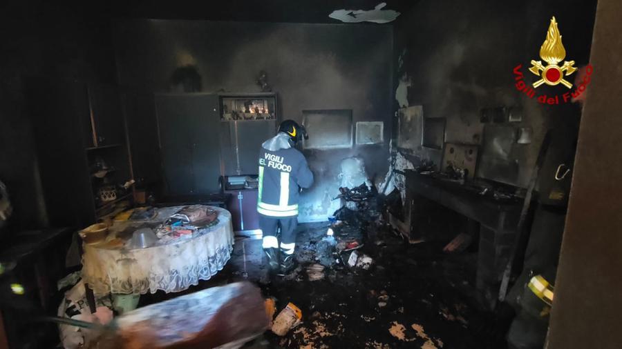 
	L'intervento dei Vigili del fuoco a Tiana

