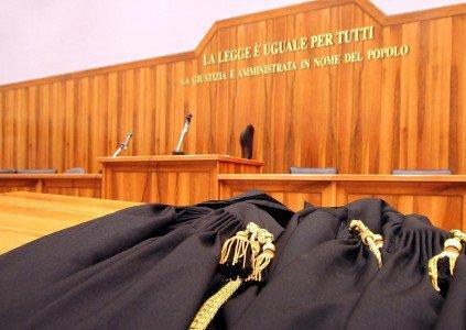 Neonato morto a Lucca, nuovo processo in appello per ostetrica e Asl<br>
