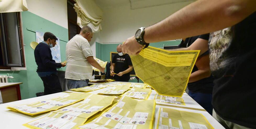 Le operazioni di voto alle ultime elezioni