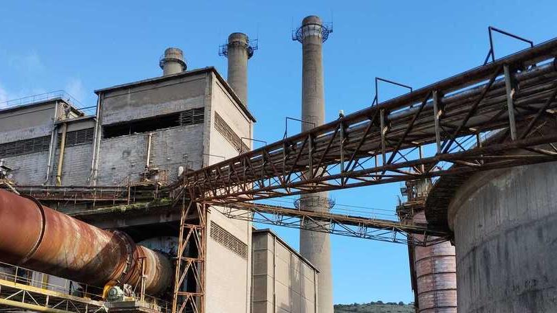 L'ex cementificio alle porte di Sassari, tra degrado e impianti in rovina